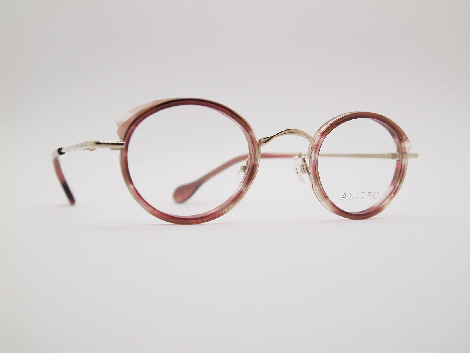 AKITTO 2021-3rd pin17 color｜MG size:43□25 material:titanium+acetate price:￥46,200-(税込み)