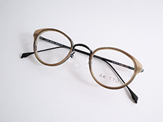 AKITTO 2022-3rd eti2 color｜GY size:40□21 material:titanium+acetate price:￥54,450-(税込み)