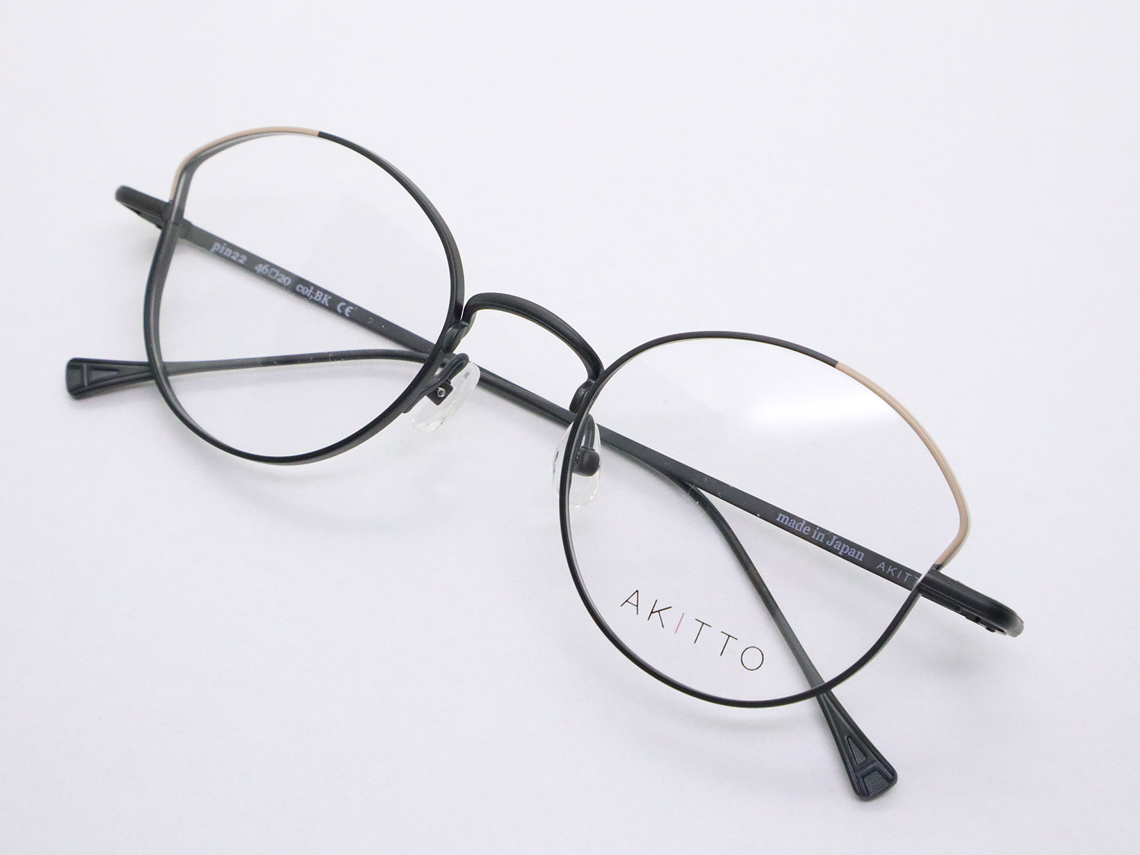 AKITTO 2023-1st pin22 color｜BK size:46□20 material:titanium price:￥48,950-(税込み) 