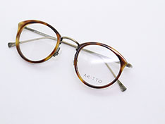 AKITTO 2023-2nd pin23 color｜DM size:45□22 material:titanium+acetate price:￥49,500-(tax in)