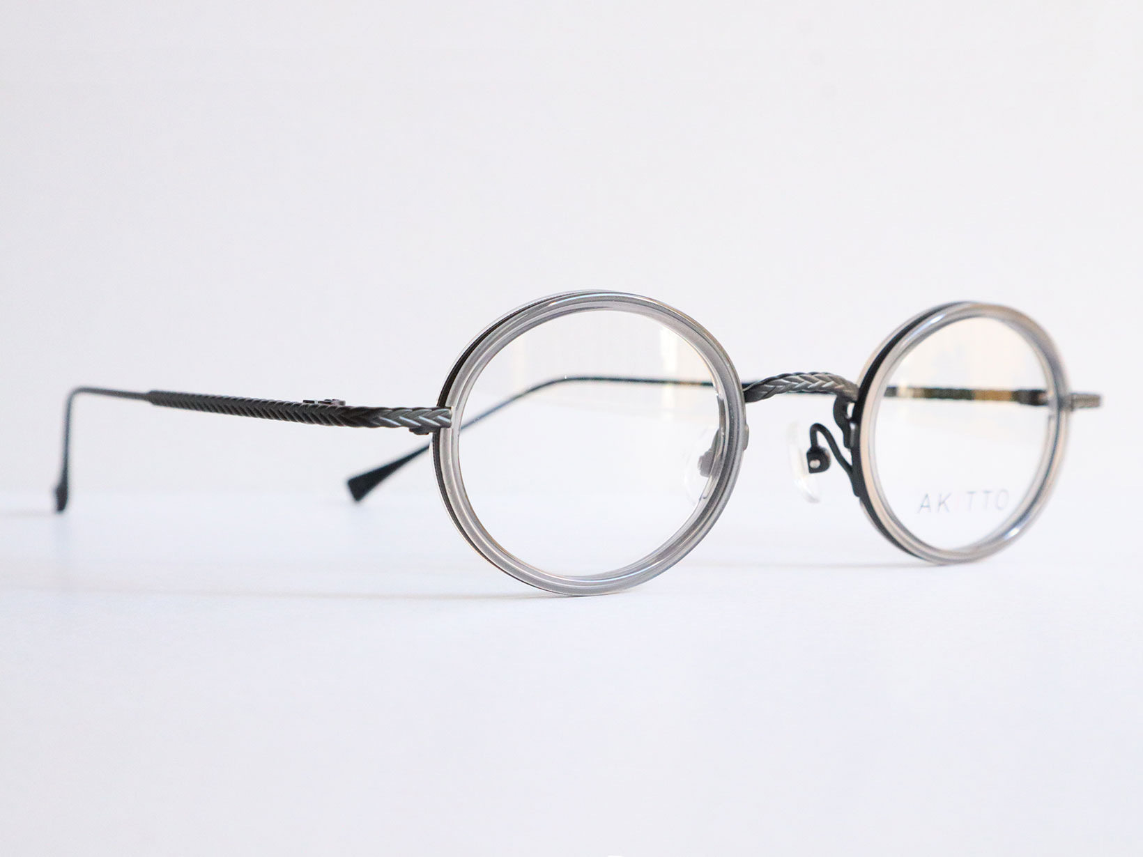 AKITTO 2025-1st miu3-p color | GY size:39□22 material:titanium+acetate price:￥51,700-（tax in）