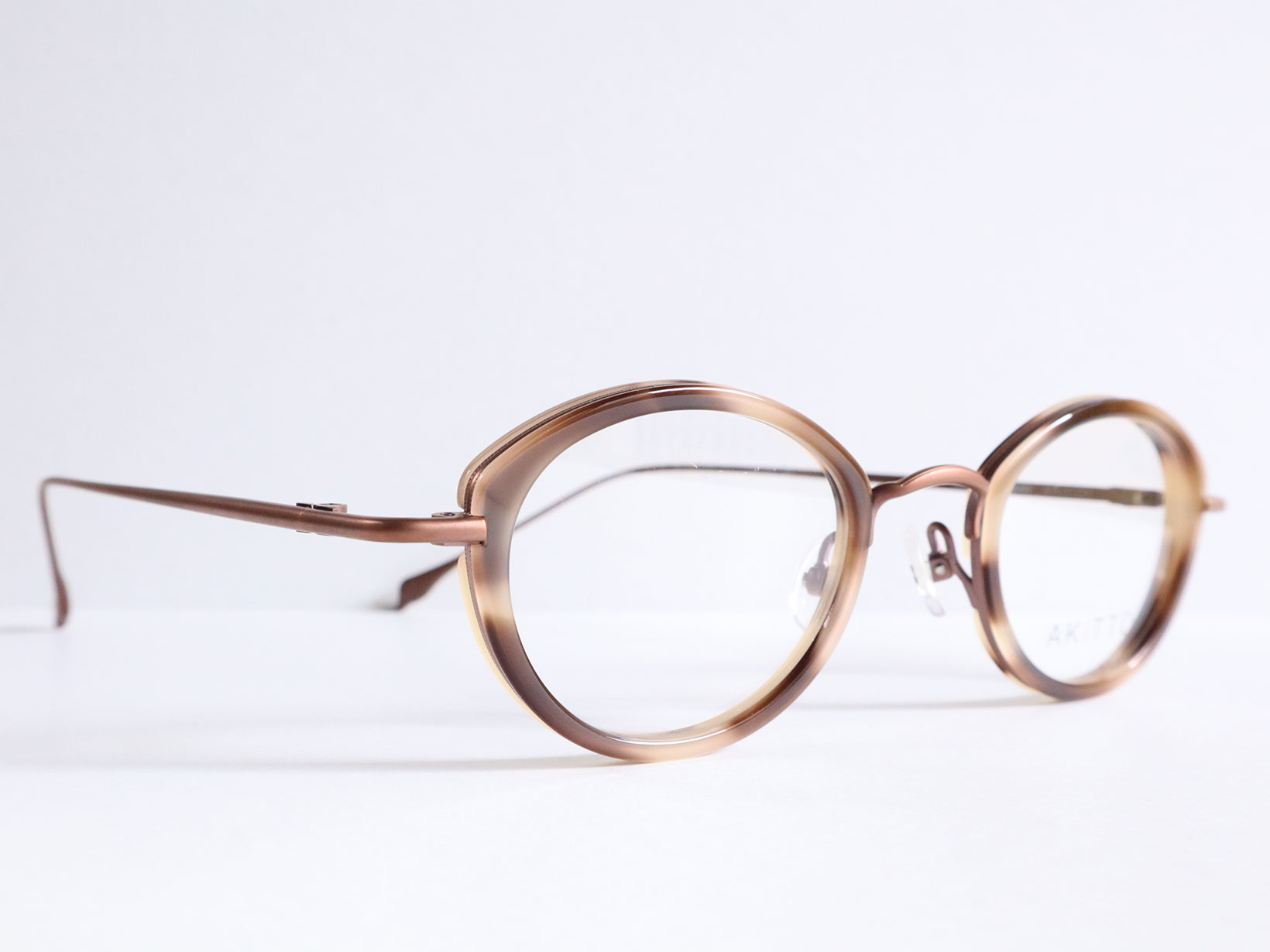 AKITTO 2025-2nd eti4 color | PB size:41□22 material:titanium+acetate price:￥51,700-（tax in）