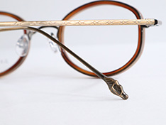 AKITTO 2025-3rd ria-p ria-p size:42□22 material:titanium+acetate color:BG,DM,GD,GY,KH,PU price:￥54,450-（税込み）