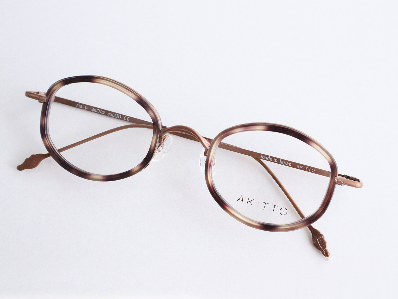 AKITTO 2025-3rd ria-p color | GD size:42□22 material:titanium+acetate price:￥54,450-（税込み）
