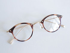 AKITTO 2025-4th bin4 color | GD size:40□25 material:titanium+acetate price:￥54,450-（税込み）