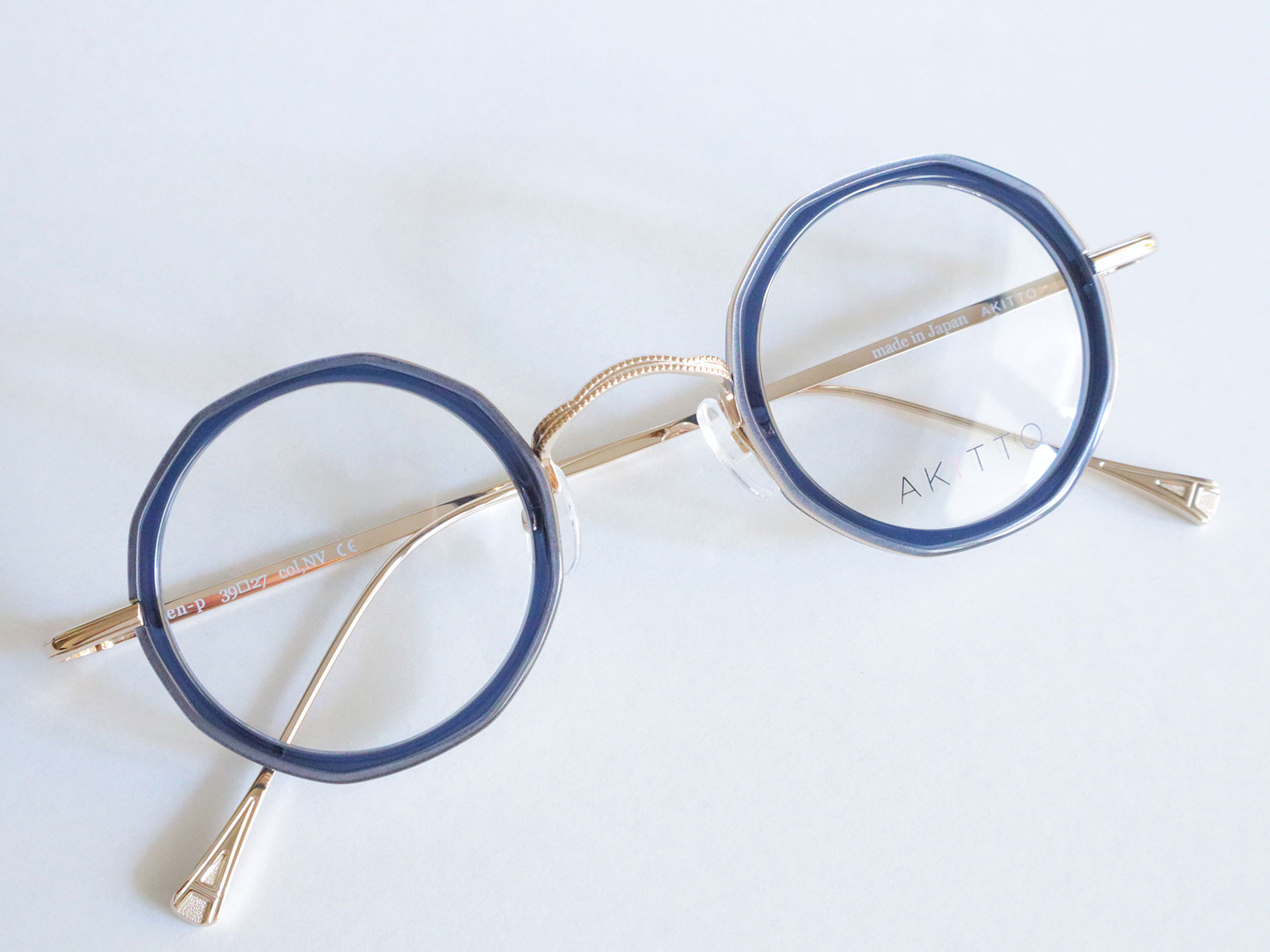 AKITTO 2025-4th ten-p color｜NV size:39□27 material:titanium+acetate price:￥54,450-（税込み）