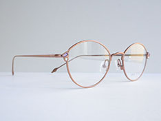 AKITTO 2026-1st gem color|BT size:48□20 material:titanium+crystal price:¥54,450-(税込み)