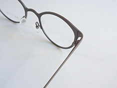 AKITTO 2026-1st pin28-5 pin28.5 size:46□21 material:titanium color:BK,DB,GB,LB,NV,WN price:¥48,950-(税込み)