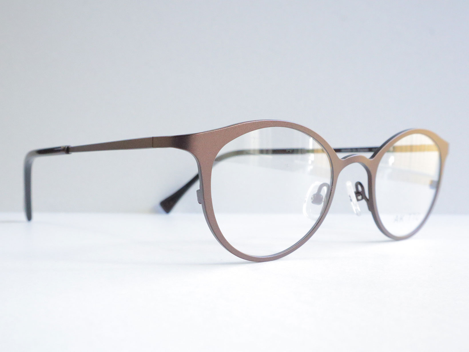 AKITTO 2026-1st pin28-5 color|DB size:44□23 material:titanium+acetate price:¥54,450-(税込み)