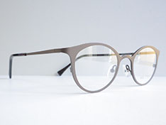 AKITTO 2026-1st pin28-5 color|GB size:44□23 material:titanium+acetate price:¥54,450-(税込み)